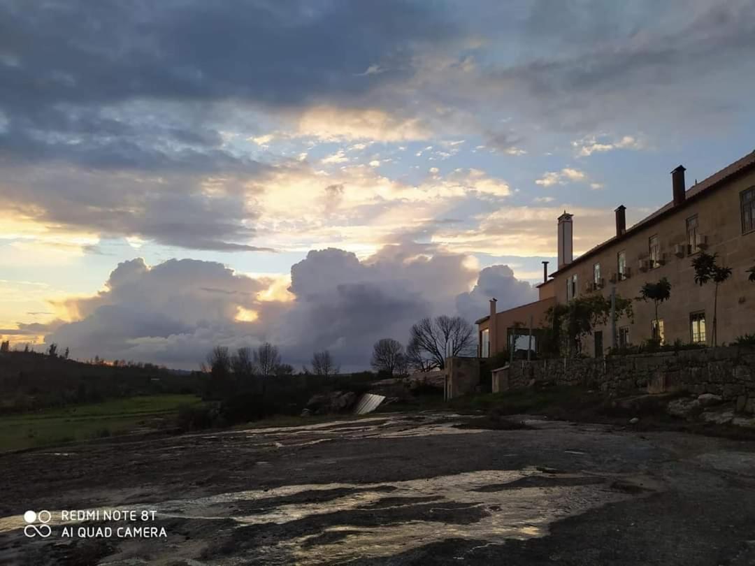 Travancinha Quinta Da Lua Nova Bed & Breakfast エクステリア 写真